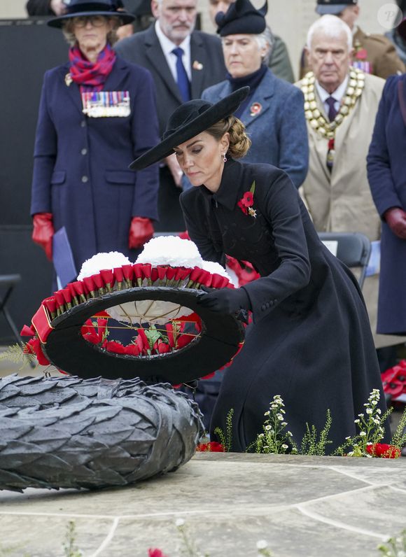 Kate Middleton lors de la cérémonie du souvenir organisée par la Royal British Legion au National Memorial Arboretum dans le Staffordshire.

Photo : Arthur Edwards / Pa Photos / Bestimage