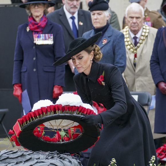 Kate Middleton lors de la cérémonie du souvenir organisée par la Royal British Legion au National Memorial Arboretum dans le Staffordshire.

Photo : Arthur Edwards / Pa Photos / Bestimage