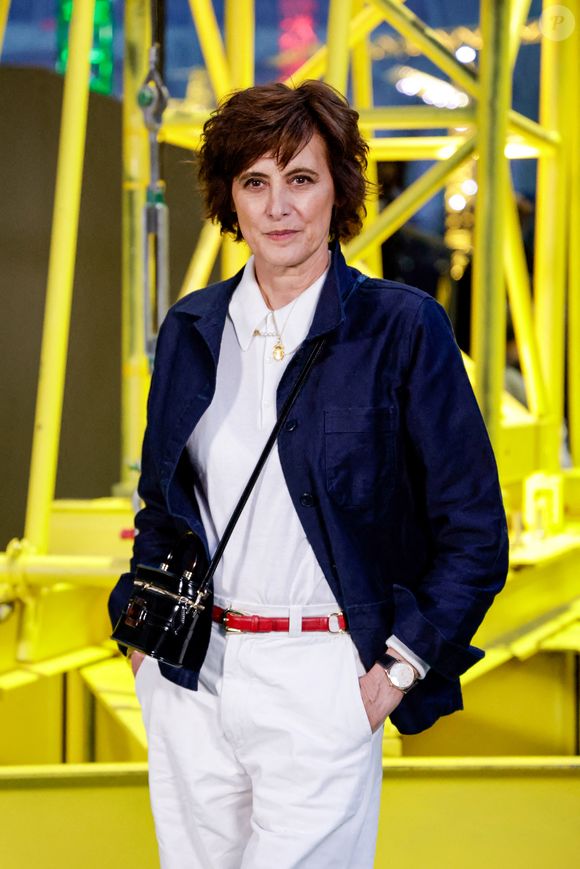 Inès de La Fressange au photocall du défilé Chanel Collection Femme Prêt-à-Porter Automne/Hiver 2026-2027 lors de la Fashion Week de Paris (PFW) au Grand Palais, à Paris, France, le 9 mars 2026. © Olivier Borde/Bestimage
