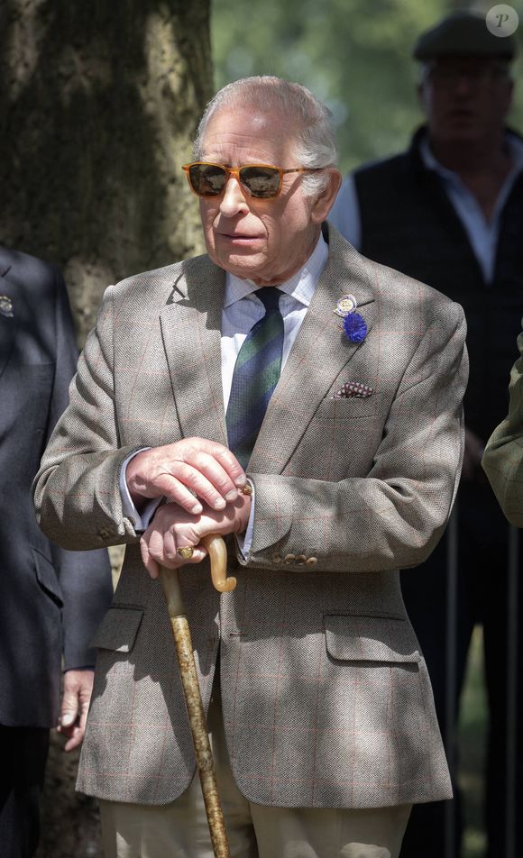 Fabriquée à Hethel (Norfolk), cette automobile sera uniquement utilisée dans un cadre privé.

Le roi Charles III d'Angleterre au Royal Windsor Horse Show 2025, 3e jour, à Windsor, Grande-Bretagne, le 17 mai 2025. (Dana Press / Bestimage)