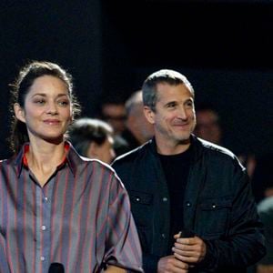 Marion Cotillard et Guillaume Canet lors de la présentation du film "Karma" de G. Canet au Pathé Bellecour lors de la 18ème édition du festival Lumières à Lyon le 14 octobre 2026. © Sandrine Thesillat / PsnewZ / Bestimage