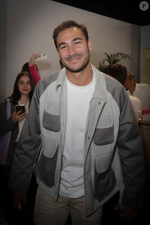 Valentin Kretz - La Famille Kretz lors du Festival du Livre de Paris  , France, le 12 avril 2024. © Jack Tribeca / Bestimage