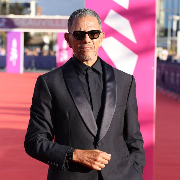 Roschdy Zem lors de l'ouverture de la 52ème éition du Festival du Cinema Américain de Deauville, le 4 septembre 2026. 

© Denis Guignebourg/Bestimage