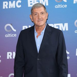 Yves Calvi lors de la conférence de presse de rentrée BFM TV. - RMC du groupe Altice France à Paris, France, le 31 août 2023. © Coadic Guirec/Bestimage