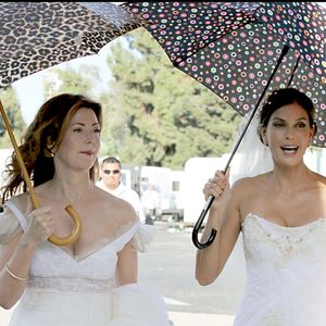 Teri Hatcher et Dana Delany sur le tournage de "Desperate Housewives" à Los Angeles

FAME PICTURES / BESTIMAGE