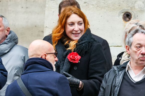 Sarah Stern - Arrivées aux obsèques de C.Laborde en l’église Saint-Roch à Paris, le 6 février 2025. Décédée le 28 janvier 2025 à l'âge de 73 ans, l'ancienne présentatrice météo de TF1 (1988 - 2017) était atteinte de la maladie neurodégénérative à corps de Lewy. 
© Jacovides - Moreau / Bestimage