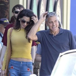 Amal Alamuddin Clooney rend visite à son mari George Clooney sur le tournage de "Suburbicon" à Los Angeles. FAMEFLYNET / BESTIMAGE