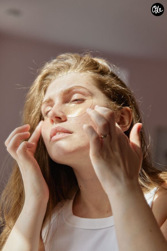 Intégrer ce rituel express à votre routine beauté métamorphosera durablement l'éclat de votre regard. Pexels/darina-belonogova