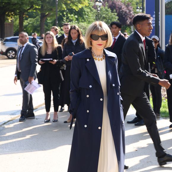 Anna Wintour - Les célébrités arrivent au défilé Chanel Collection Haute Couture Automne/Hiver 2025-2026 lors de la Fashion Week de Paris (PFW), le 8 juillet 2025. 
© Denis Guignebourg / Bestimage