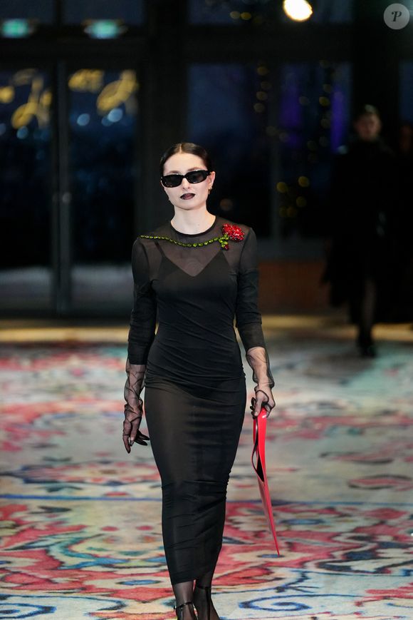 Esther Abrami - Défilé pour célébrer la fashion week au Printemps Haussman à Paris le 4 mars 2025.

© Anne-Sophie Guebey / Bestimage
