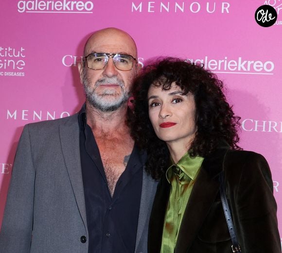 Il évoque notamment l’attitude de jeunes issus de milieux privilégiés, qui choisissent de soutenir des revendications portées par d’autres.

Eric Cantona et sa femme Rachida Brakni lors de la soirée de gala "Heroes for Imagine" qui a permis de récolter dix millions d'euros au profit de la recherche contre les maladies génétiques à Paris © Dominique Jacovides / Bestimage