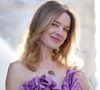 Natalia Vodianova confie vivre cette grossesse de manière plus sereine et consciente.

Natalia Vodianova au défilé Chloe "Collection Femme Prêt-à-Porter Automne/Hiver 2026-2027" lors de la Fashion Week de Paris, le 5 mars 2026

© Denis Guignebourg / Bestimage