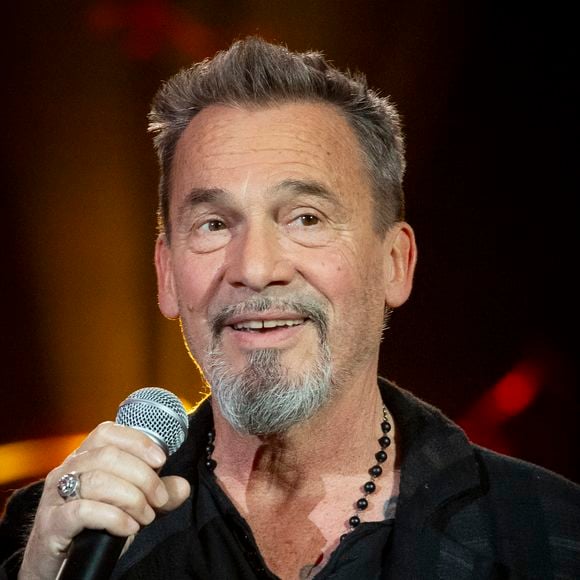 Exclusif - Florent Pagny lors de l'enregistrement de l'émission "L'anniversaire secret" à Paris. Le 7 novembre 2023
© Cyril Moreau / Bestimage