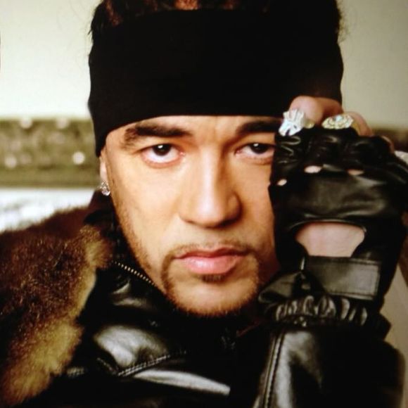 Isabelle Funaro a souhaité une bonne fête des pères aux deux pères de ses enfants. @ Instagram.