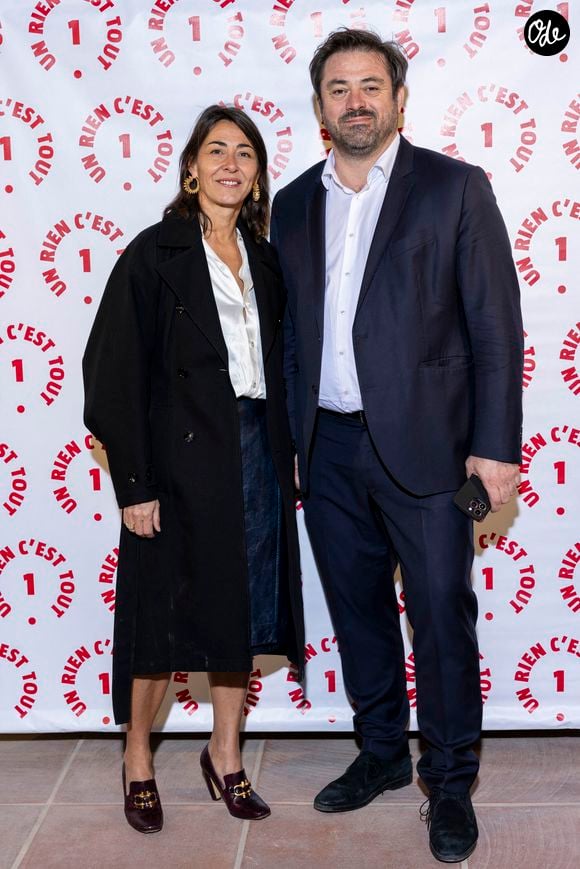 Cécile Duffau (fondatrice de l'association Un rien c'est tout) et Enrique Martinez au photocall des invités au dîner de gala de l'association "Un rien c'est tout" au musée de l'armée aux Invalides à Paris le 7 mars 2024.©Bestimage