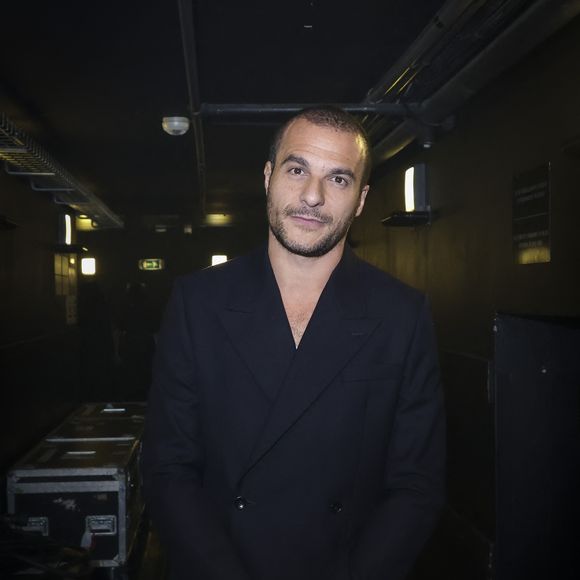 Exclusif - Amir en backstage du concert solidaire pour les enfants de la guerre "Ensemble à l'Olympia" à Paris présenté par Elise Care le 10 février 2025. © Jack Tribeca / Pierre Perusseau / Bestimage