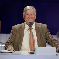 Après le départ d'Alain Duhamel de BFMTV, une figure bien connue de tous pour le remplacer !
