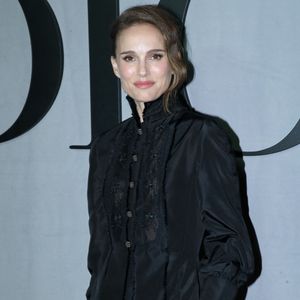 Natalie Portman - Célébrités au Défilé de Mode Dior, Prêt-à-porter Automne / Hiver 2025-2026 dans le cadre de la Fashion Week de Paris, France, le 04 Mars 2025. 

© Bertrand Rindoff / Bestimage