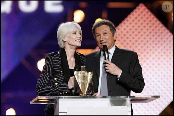 Françoise Hardy et Michel Drucker - 20e Victoires de la musique au Zénith de Paris.