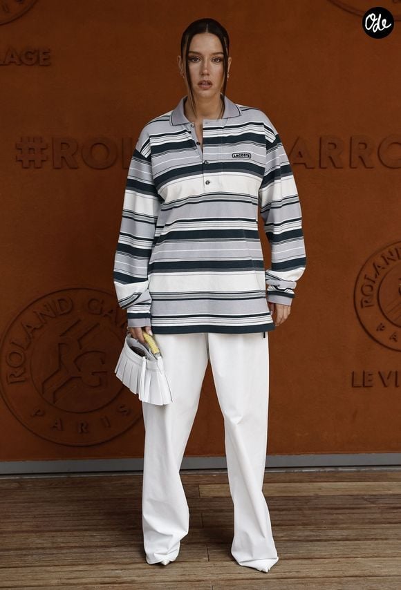 Adèle Exarchopoulos lors des Internationaux de France de Tennis de Roland Garros 2026, à Paris, le 7 juin 2026. 

© Jacovides-Moreau/Bestimage