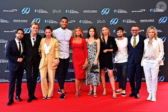 Samy Gharbi, Hector Langevin, Camille Genau, Terence Telle, Ingrid Chauvin, Julie Sassoust, Aurelie Pons, Clement Remiens, Alexandre Brasseur et Catherine Marchal lors de la soirée d'ouverture du 60ème Festival de Télévision de Monte-Carlo au Grimaldi Forum à Monaco, le 18 juin 2021. © Bruno Bébert/Bestimage
