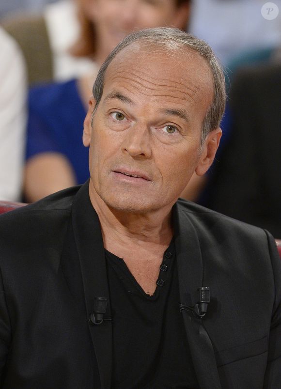 Laurent Baffie - Enregistrement de l'émission "Vivement dimanche" à Paris le 22 octobre 2014. L'émission sera diffusée le 26 octobre. Photographe : COADIC GUIREC / BESTIMAGE