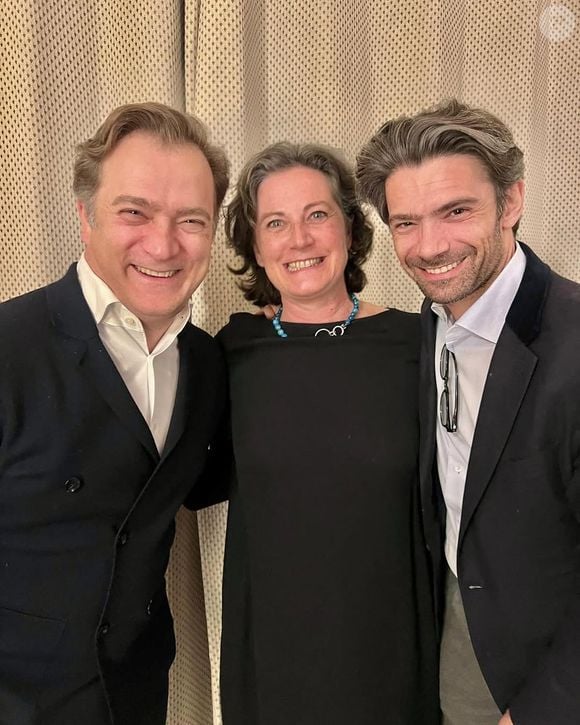 Leur duo mêle complicité familiale et virtuosité musicale.

Renaud et Gautier Capuçon, véritables icônes de la musique classique ont une sœur aînée, Aude, qui aurait pu être la pièce manquante d’un trio musical familial d’exception... Instagram @rcapucon