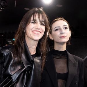 Charlotte Gainsbourg a partagé un nouveau cliché de sa fille sur Instagram.

Charlotte Gainsbourg et sa fille Alice Attal - Arrivées à la 48ème cérémonie des César à l'Olympia à Paris le 24 février 2023.

© Olivier Borde / Dominique Jacovides / Bestimage
