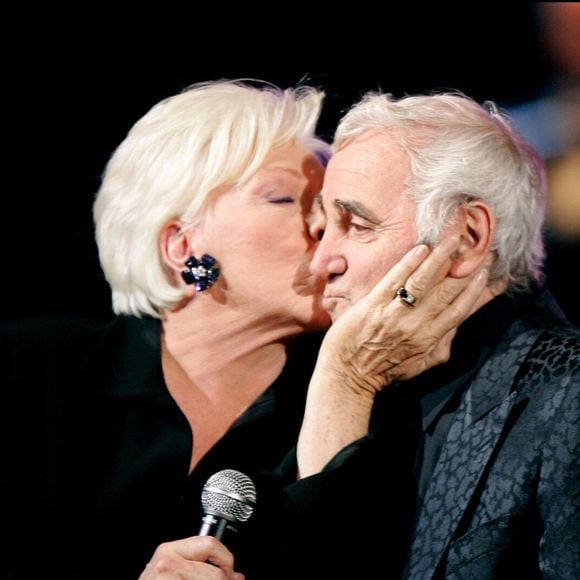 "Et là, il a pris un Cheval Blanc. La bouteille était, de mémoire, autour de 15 000 dollars."

Exclusif- Line Renaud et Charles Aznavour au Palais des Congrès à Paris.
RINDOFF-COLIN-GUIREC / BESTIMAGE