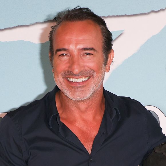 Jean Dujardin est connu pour son ex-relation amoureuse avec Alexandra Lamy et son mariage avec Nathalie Péchalat, mère de ses filles, 

Jean Dujardin - Première de la série "Zorro" à l'hôtel Le Marois à Paris le 3 septembre 2024. Les huit épisodes de cette nouvelle fiction sont à découvrir dès le 6 septembre sur Paramount+ avant une diffusion fin 2024 sur France Télévisions.
