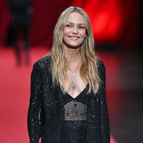 Vanessa Paradis assiste à la cérémonie d'ouverture du 16e Festival du film Lumière à Lyon, France, le 12 octobre 2024. Photo par Julien Reynaud/APS-Medias/ABACAPRESS.COM