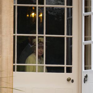 Ce projet marque une nouvelle étape dans l’histoire de Dumfries House, acquise par Charles III en 2007, à laquelle le roi apporte désormais sa touche personnelle.

La reine Elisabeth II d'Angleterre lors de la visite de la Dumfries house à Ayrshire en Ecosse le 2 juillet 2014. Photo par Agence / Bestimage