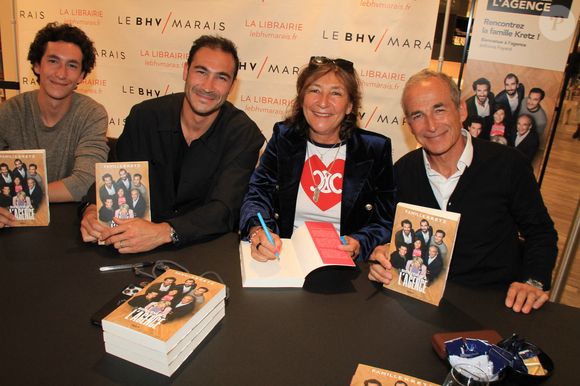 La famille Kretz (série L'Agence sur TMC et Netflix) dédicace son livre "Bienvenue à l'Agence" au BHV Marais à Paris le 14 mai 2024. © Philippe Baldini/Bestimage