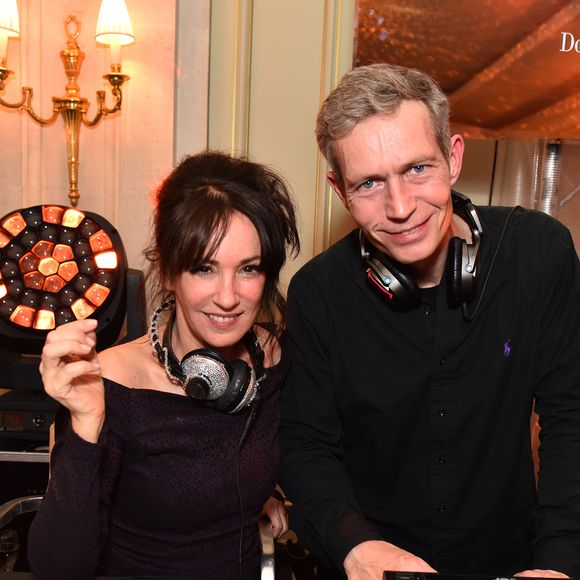 Exclusif - Béatrice Ardisson lors de la soirée de remise du 10ème prix Meurice pour l'art contemporain à l'hôtel Meurice à Paris le 9 octobre 2017.

© Jean Picon via Bestimage