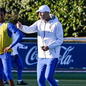 Zinédine Zidane - Entraînement de l'équipe de France en préparation de la Ligue des nations de l'UEFA 2026 au Centre national de Clairefontaine le 22 septembre 2026. © Baptiste Autissier/PSnewZ/Bestimage