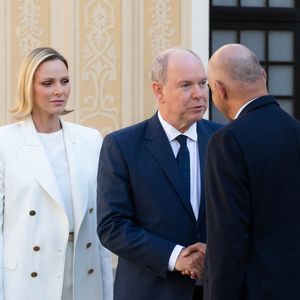 Le prince Albert II de Monaco et la princesse Charlène de Monaco ont accueilli au Palais princier les ambassadeurs et représentants permanents des 46 États membres de l'organisation du Conseil de l'Europe, Monaco le 2 septembre 2026. © Olivier Huitel/Pool Monaco/Bestimage
