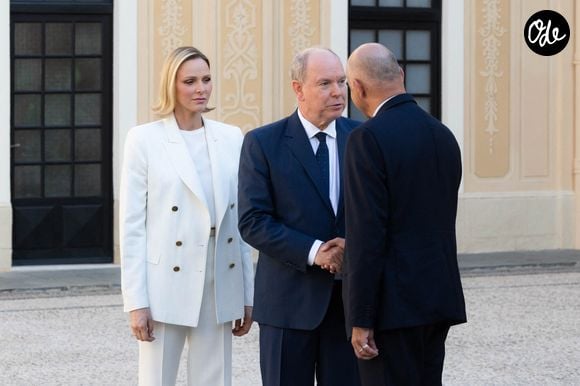 Le prince Albert II de Monaco et la princesse Charlène de Monaco ont accueilli au Palais princier les ambassadeurs et représentants permanents des 46 États membres de l'organisation du Conseil de l'Europe, Monaco le 2 septembre 2026. © Olivier Huitel/Pool Monaco/Bestimage
