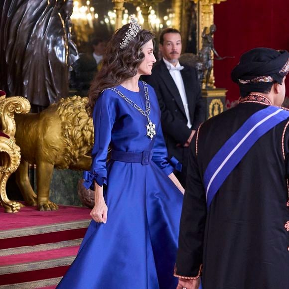 Le roi Felipe VI d'Espagne et la reine Letizia lors de la cérémonie d'accueil du sultan d'Oman Haïtham ben Tariq à Madrid le 4 novembre 2025. Photo par Cordon / Bestimage