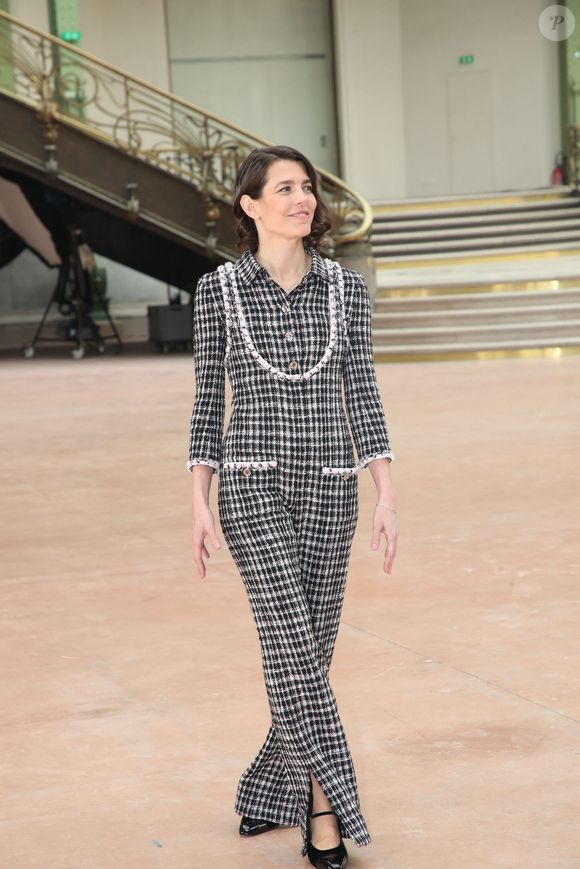 Charlotte Casiraghi au photocall du défilé Chanel Mode Féminine Prêt-À-Porter Automne/Hiver 2025-2026 lors de la Fashion Week de Paris (PFW) au Grand Palais, à Paris, France, le 11 mars 2025. © Bertrand Rindoff/Bestimage