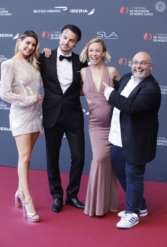 Candice Pascal, Emmanuelle Berne (enceinte), Anthony Colette et Yoann Riou sur le tapis rouge du photocall de la cérémonie d'ouverture du 62ème Festival de Télévision de Monte-Carlo, à Monaco, le 16 juin 2023. © Denis Guignebourg/BestImage