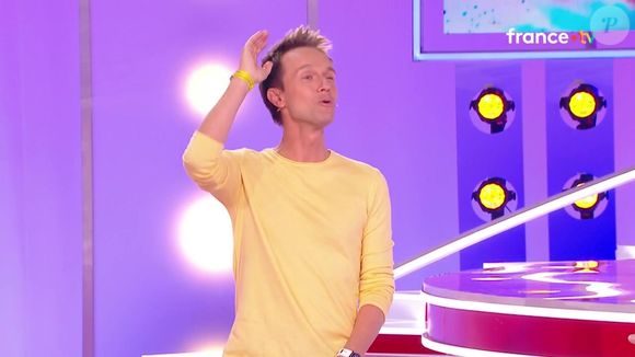 Cyril Féraud pris d'émotion sur le plateau de "Tout le monde veut prendre sa place" le jour de la fête des Pères !