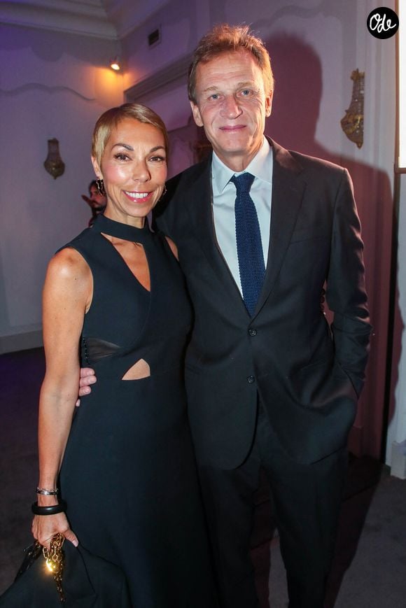 De son côté, Nicolas Altmayer, 61 ans, avait produit avec son frère Éric de nombreux succès du cinéma français, dont OSS 117, Brice de Nice et Monsieur Aznavour. 

Mathilde Favier et Nicolas Altmeyer - People au dîner de l'association AEM (Un Avenir pour les Enfants du Monde), au profit des enfants du Rwanda, au Pavillon Ledoyen à Paris. Le 24 mars 2022
© Borde-Rindoff / Bestimage