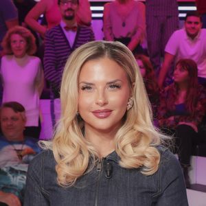 Kelly Vedovelli célèbre ce jeudi ses 35 ans

Exclusif - Kelly Vedovelli, sur le plateau de de l’émission « TPMP » présentée par C.Hanouna et diffusée en direct sur C8, Paris, France. © Jack Tribeca / Bestimage