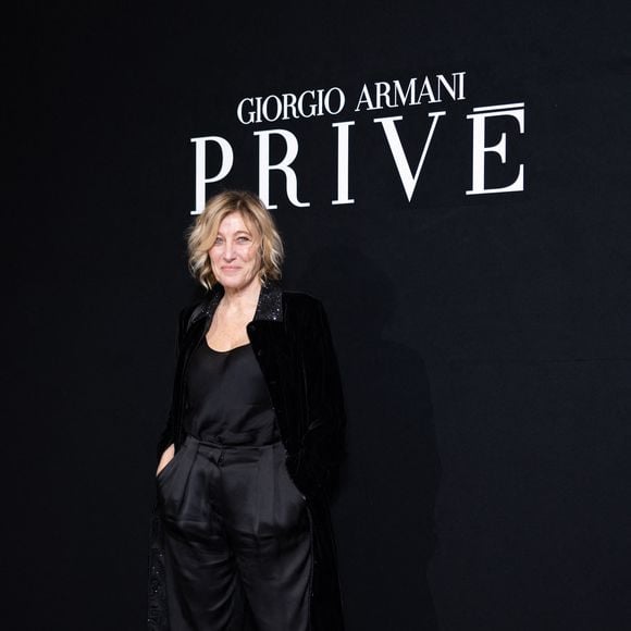 Valeria Bruni Tedeschi au photocall du défilé Armani Privé "Collection Haute Couture Printemps/Eté 2026", lors de la Fashion Week de Paris, le 27 janvier 2026. © Julien Sarkissian / Bestimage