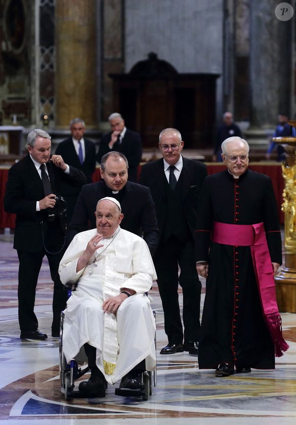 Le pape François lors de son audience avec les participants au pèlerinage organisé par les Ecclésiastiques réguliers des Théatines dans la basilique Saint-Pierre au Vatican. Le 14 septembre 2024
© Evandro Inetti / Zuma Press / Bestimage