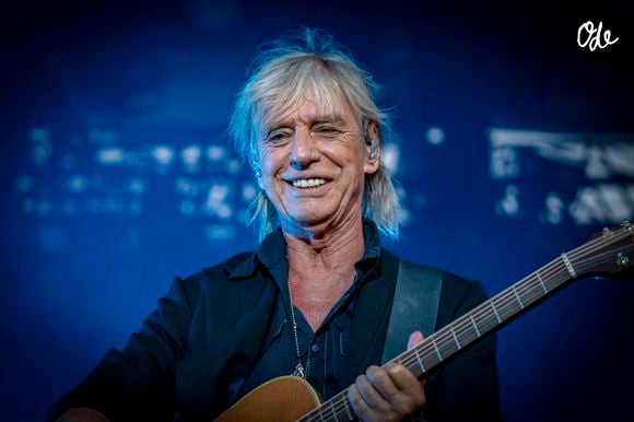 Jean-Louis Aubert se produit sur la scène du festival "Printemps de Pérouges" au château de Saint-Maurice-de-Rémens (01 - France) le 25 juin 2026.  Photo Sandrine Thesillat / PsNewZ / Bestimage
