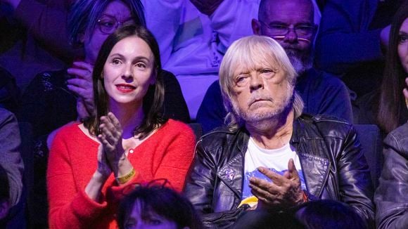 "Je sais que c’est frustrant" : Lolita Séchan, la fille de Renaud, prend la parole après son concert, une règle a fait réagir le public