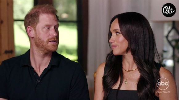Le prince Harry révèle que Space Mountain est son attraction préférée dans les parcs Disney grâce à la princesse Diana, alors qu’il apparaît avec son épouse Meghan Markle dans l’émission spéciale d’ABC consacrée aux 70 ans de Disneyland.
Backgrid UK/ Bestimage