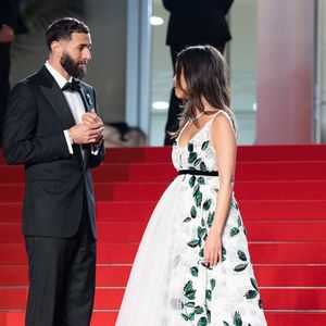 Karim Benzema et sa compagne Lyna Khoudri à la descente des marches du film « 13 jours 13 nuits » lors du 78ème Festival International du Film de Cannes. Le 23 mai 2025
© Olivier Borde/ Bestimage