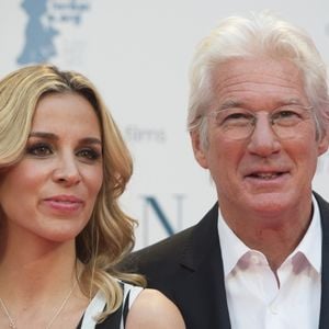 Richard Gere et sa compagne Alejandra Silva - Première du film "Norman: The Moderate Rise and Tragic Fall of a New York Fixer" au cinéma Callao à Madrid, Espagne, le 31 mai 2017. © Bestimage